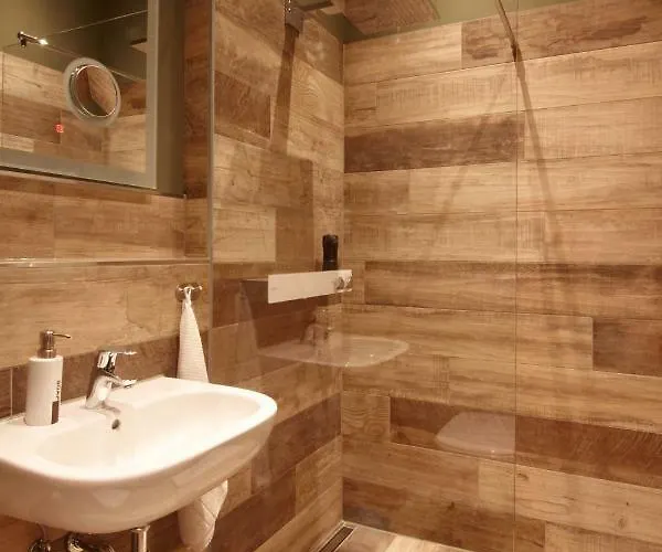 Uebernachtenindresden Апартаменты Дрезден